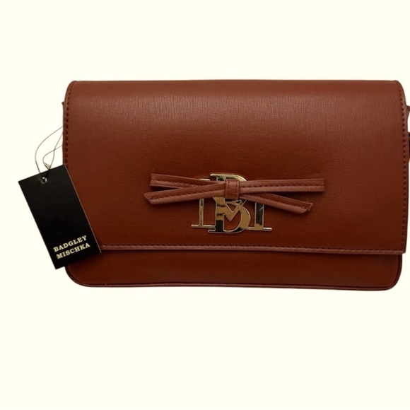 9/27 Poshmark family train 🚂 participation gift Badgley Mischka MSRP $98 - Picture 1 of 7